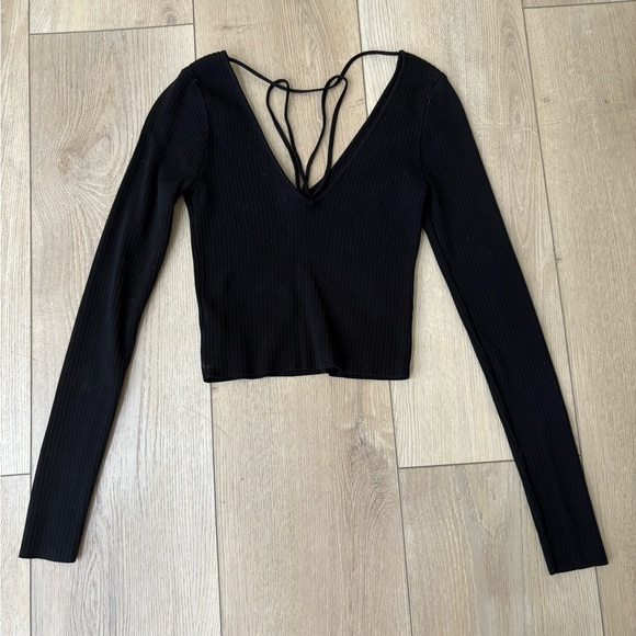 Na-kd black ribbed long sleeve top with straps on chest and back medium - Picture 5 of 5